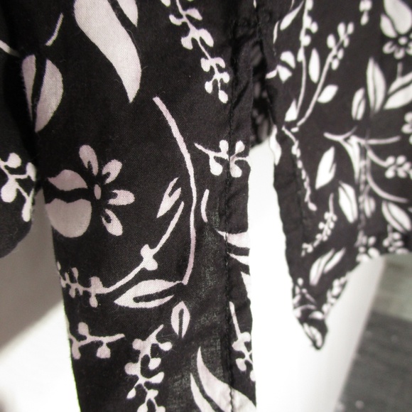 Plus size St John's Bay blouse - Picture 3 of 5